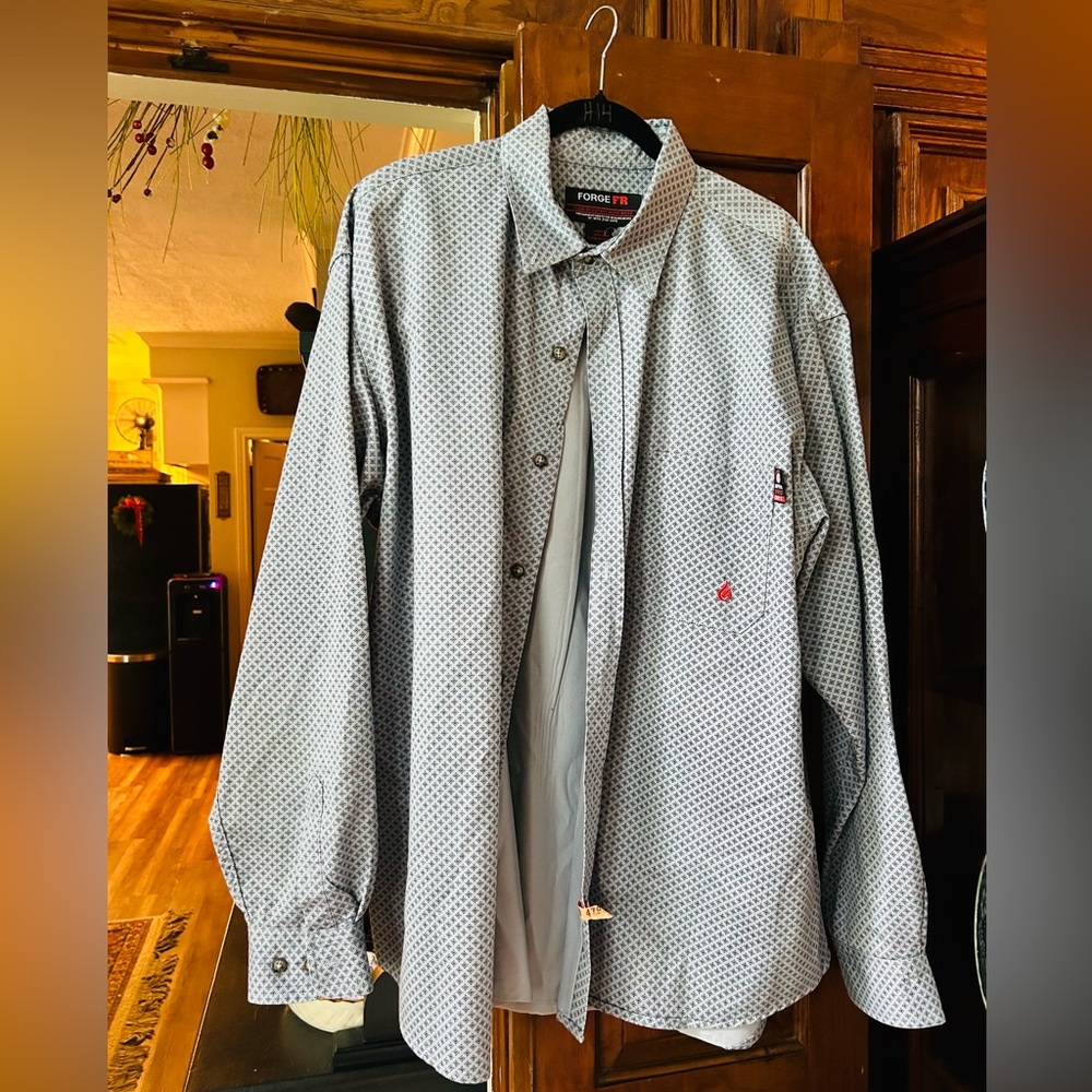 Polished Gray Patterned Button-Down Shirt Fr Shirt - image 1